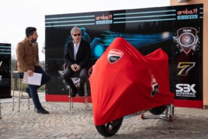 Team_Go_Eleven_Ducati_1